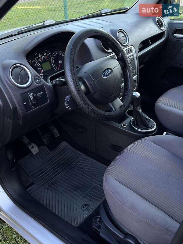 Хэтчбек Ford Fusion 2007 в Ивано-Франковске фото 20 Хэтчбек Ford Fusion 2007 в Ивано-Франковске