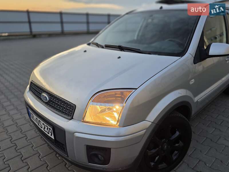 Хэтчбек Ford Fusion 2008 в Луцке