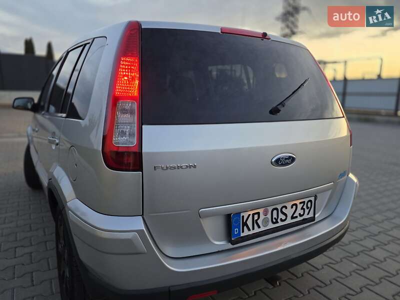 Хэтчбек Ford Fusion 2008 в Луцке