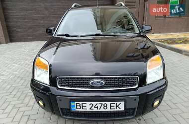 Хэтчбек Ford Fusion 2011 в 