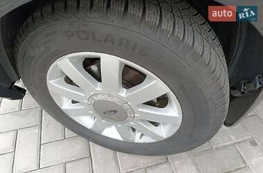 Хэтчбек Ford Fusion 2011 в 