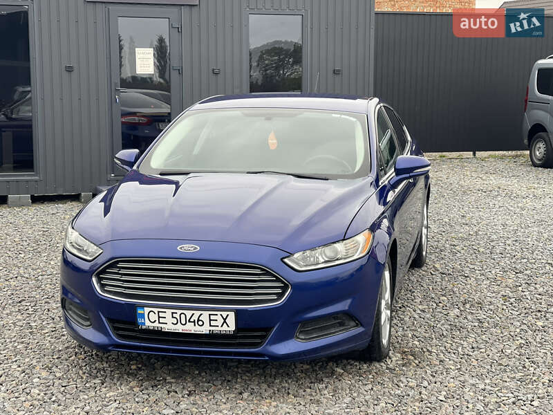 Седан Ford Fusion 2015 в Чернівцях