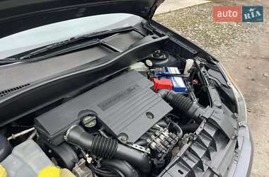 Хэтчбек Ford Fusion 2011 в 