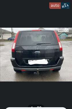 Хэтчбек Ford Fusion 2006 в 