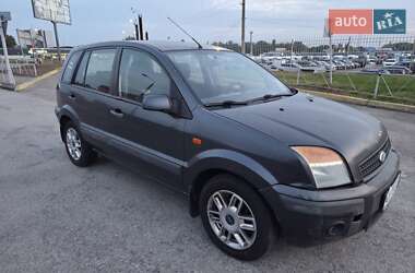 Хэтчбек Ford Fusion 2007 в 