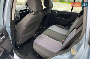 Хетчбек Ford Fusion 2007 в 