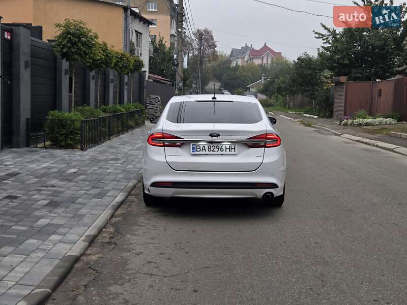 Седан Ford Fusion 2017 в Києві