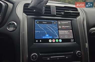 Седан Ford Fusion 2017 в 