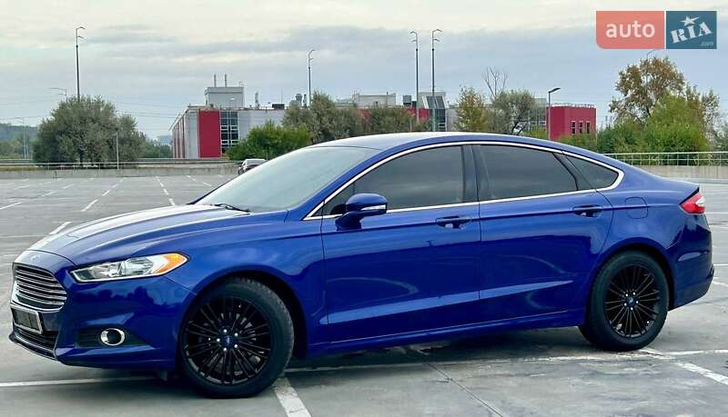 Седан Ford Fusion 2016 в Києві
