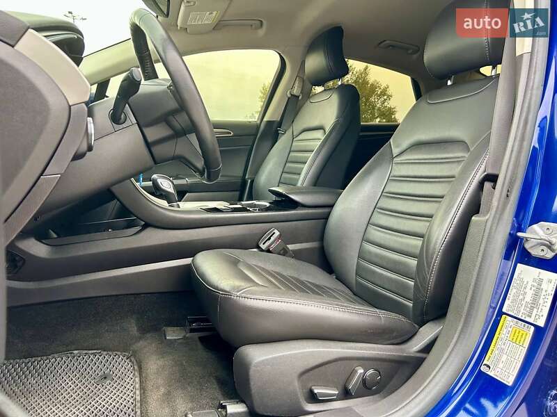 Седан Ford Fusion 2016 в Києві