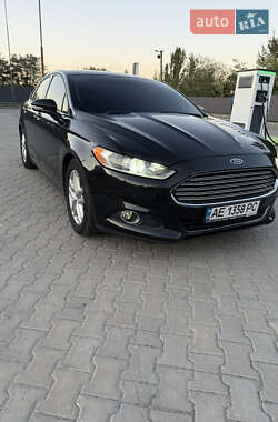Седан Ford Fusion 2014 в Дніпрі