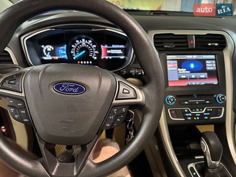 Седан Ford Fusion 2016 в Липовій Долині