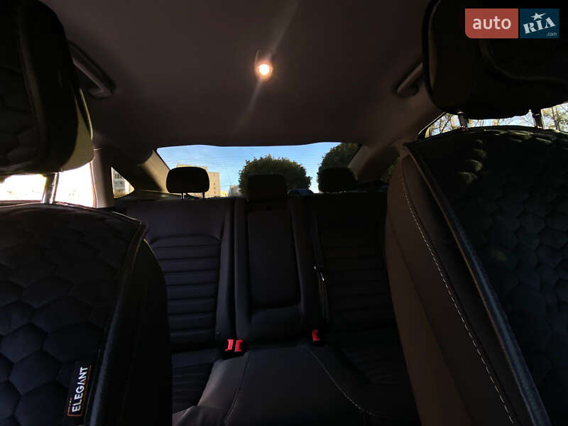 Седан Ford Fusion 2017 в Києві фото 16 Седан Ford Fusion 2017 в Києві