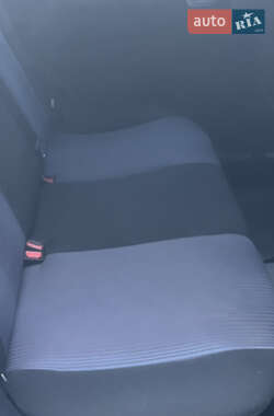 Хетчбек Ford Fusion 2012 в 