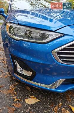 Седан Ford Fusion 2018 в 