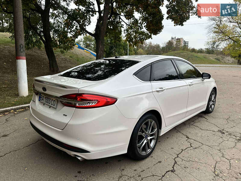 Седан Ford Fusion 2017 в Кропивницком