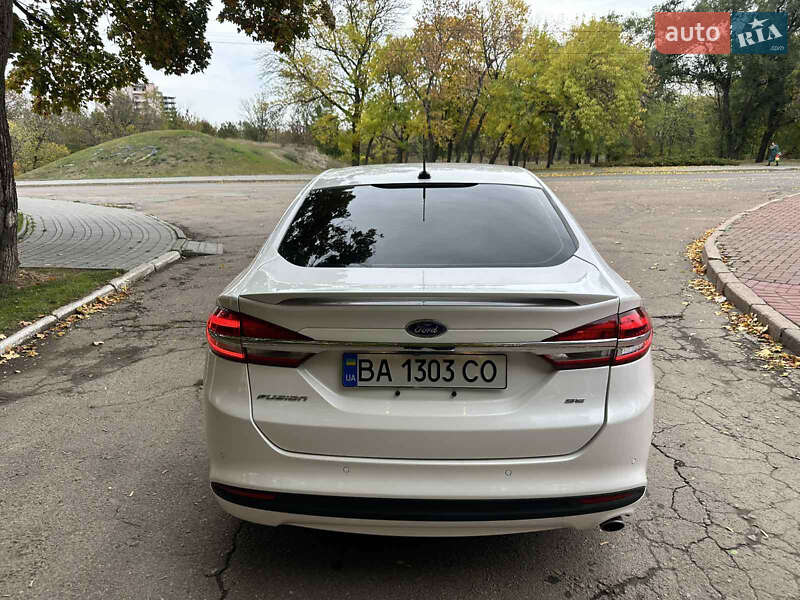 Седан Ford Fusion 2017 в Кропивницком