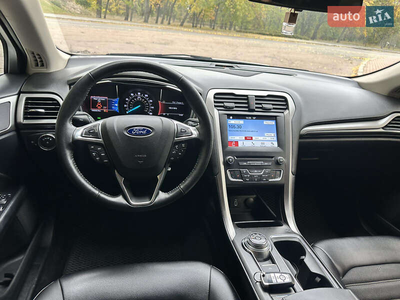 Седан Ford Fusion 2017 в Кропивницком