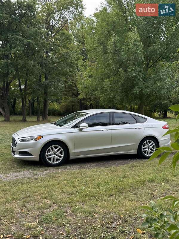 Седан Ford Fusion 2015 в Нежине