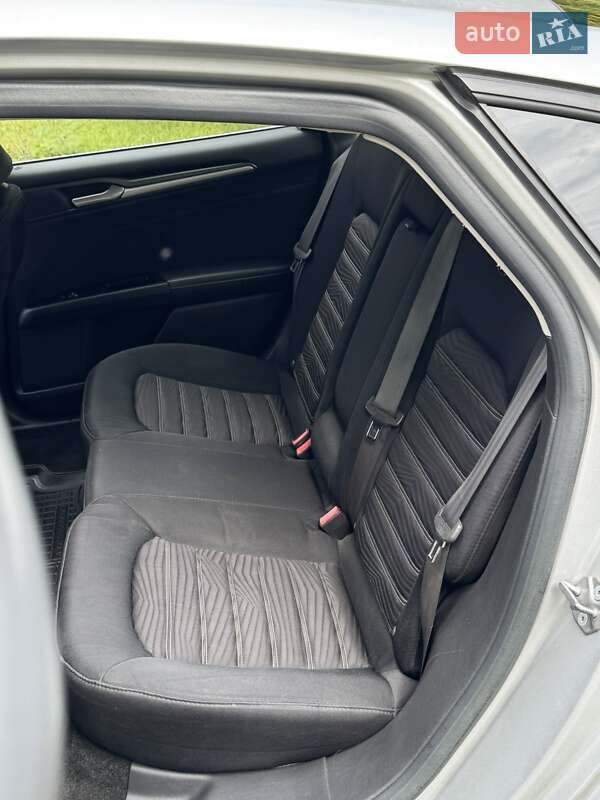 Седан Ford Fusion 2015 в Нежине