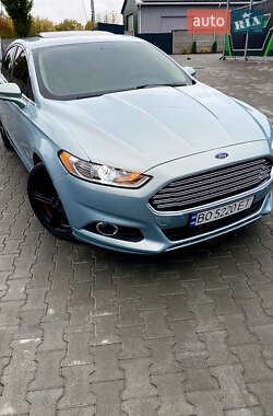 Седан Ford Fusion 2014 в 