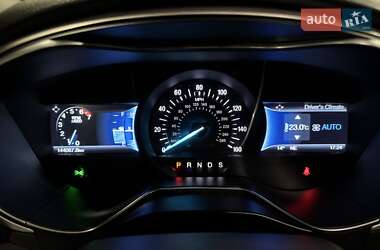 Седан Ford Fusion 2016 в 