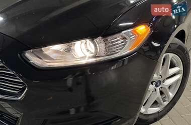 Седан Ford Fusion 2016 в 