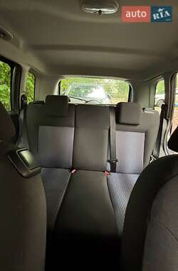 Хэтчбек Ford Fusion 2008 в 