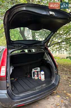 Хэтчбек Ford Fusion 2008 в 