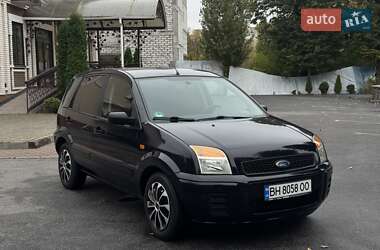 Хэтчбек Ford Fusion 2006 в 