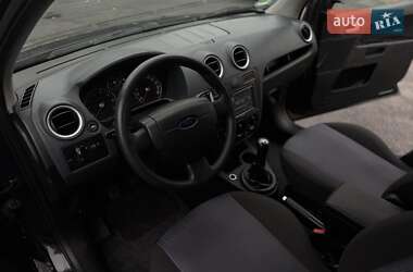 Хэтчбек Ford Fusion 2006 в 