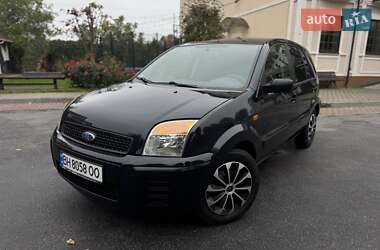 Хэтчбек Ford Fusion 2006 в 