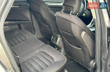 Седан Ford Fusion 2013 в 