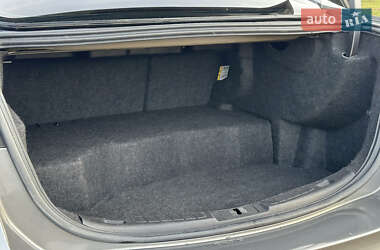 Седан Ford Fusion 2013 в 