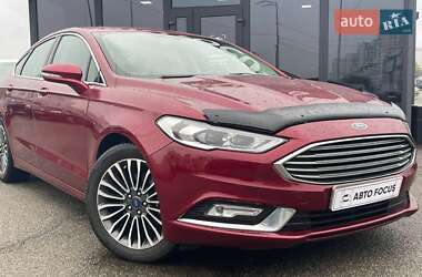 Седан Ford Fusion 2016 в 