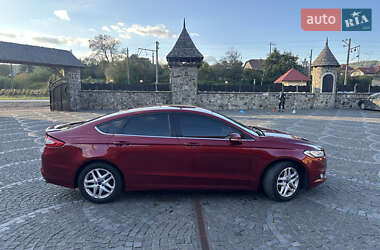 Седан Ford Fusion 2014 в 
