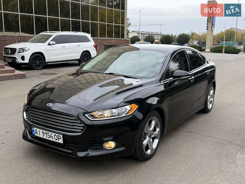Седан Ford Fusion 2015 в Киеве