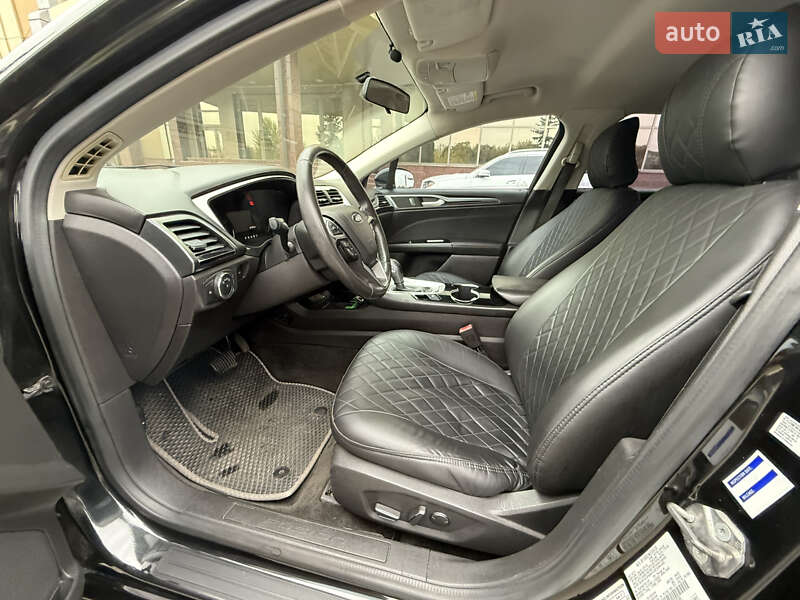 Седан Ford Fusion 2015 в Киеве