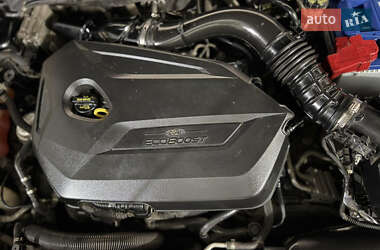 Седан Ford Fusion 2013 в 