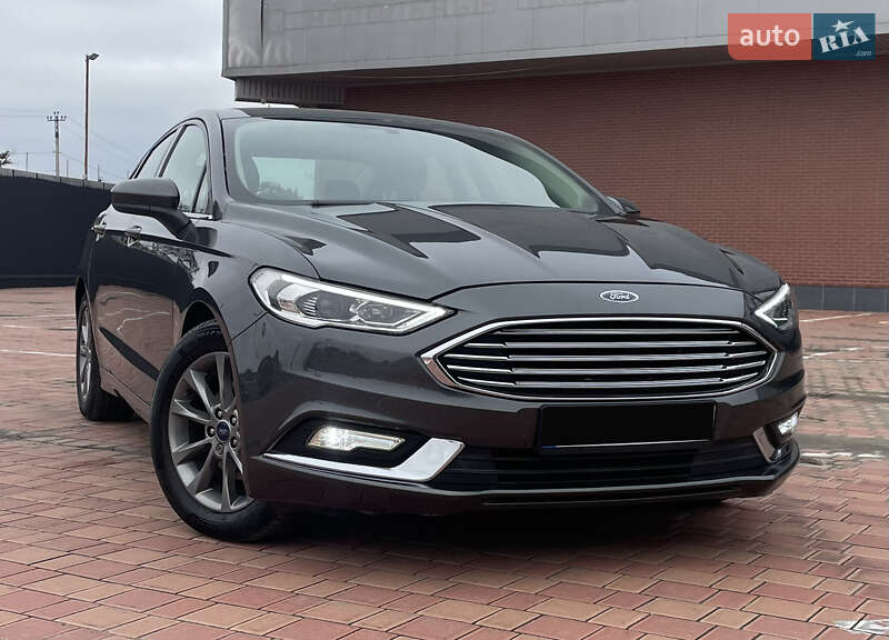 Седан Ford Fusion 2017 в Одесі