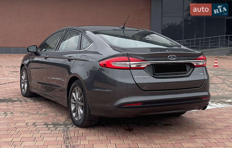 Седан Ford Fusion 2017 в Одесі
