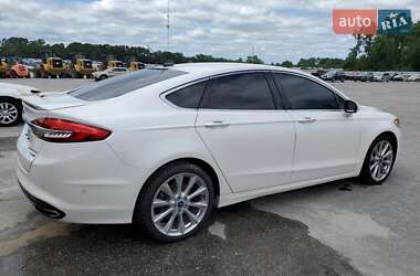 Седан Ford Fusion 2017 в 