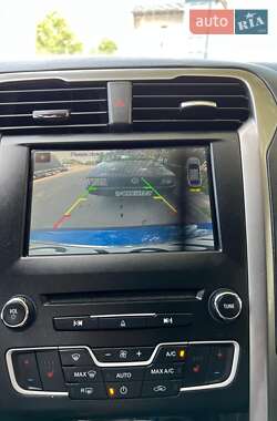 Седан Ford Fusion 2018 в 