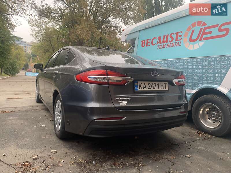 Седан Ford Fusion 2020 в Києві
