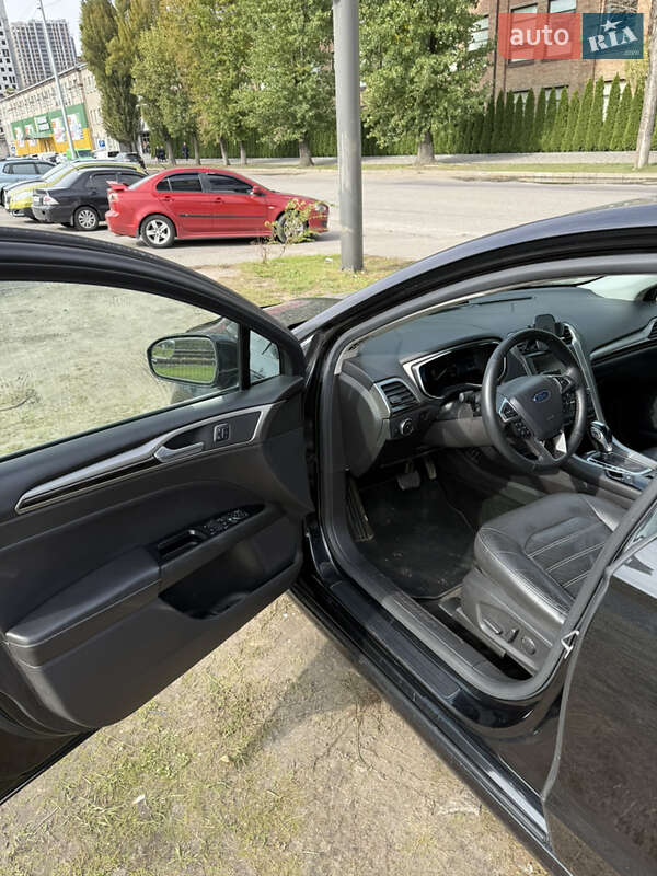 Седан Ford Fusion 2014 в Киеве
