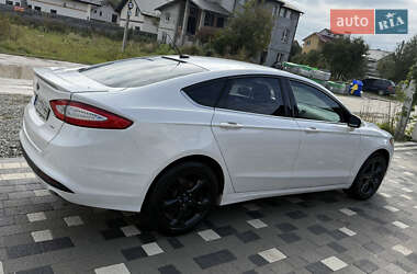 Седан Ford Fusion 2014 в 
