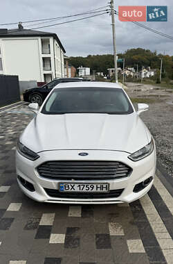 Седан Ford Fusion 2014 в 