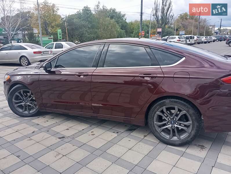 Седан Ford Fusion 2018 в Виннице