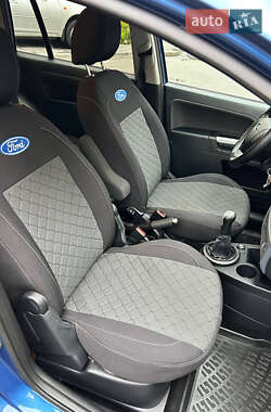 Хэтчбек Ford Fusion 2008 в 