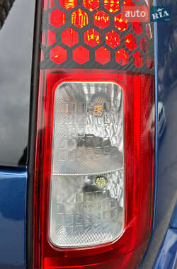 Хэтчбек Ford Fusion 2008 в 